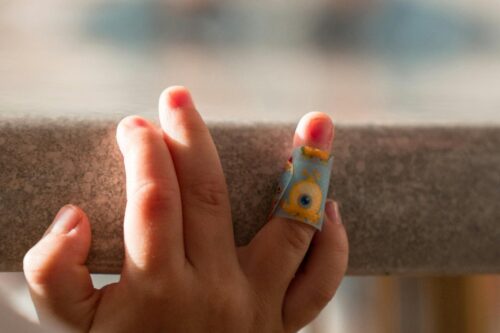 Primeros auxilios para entornos educativos seguros